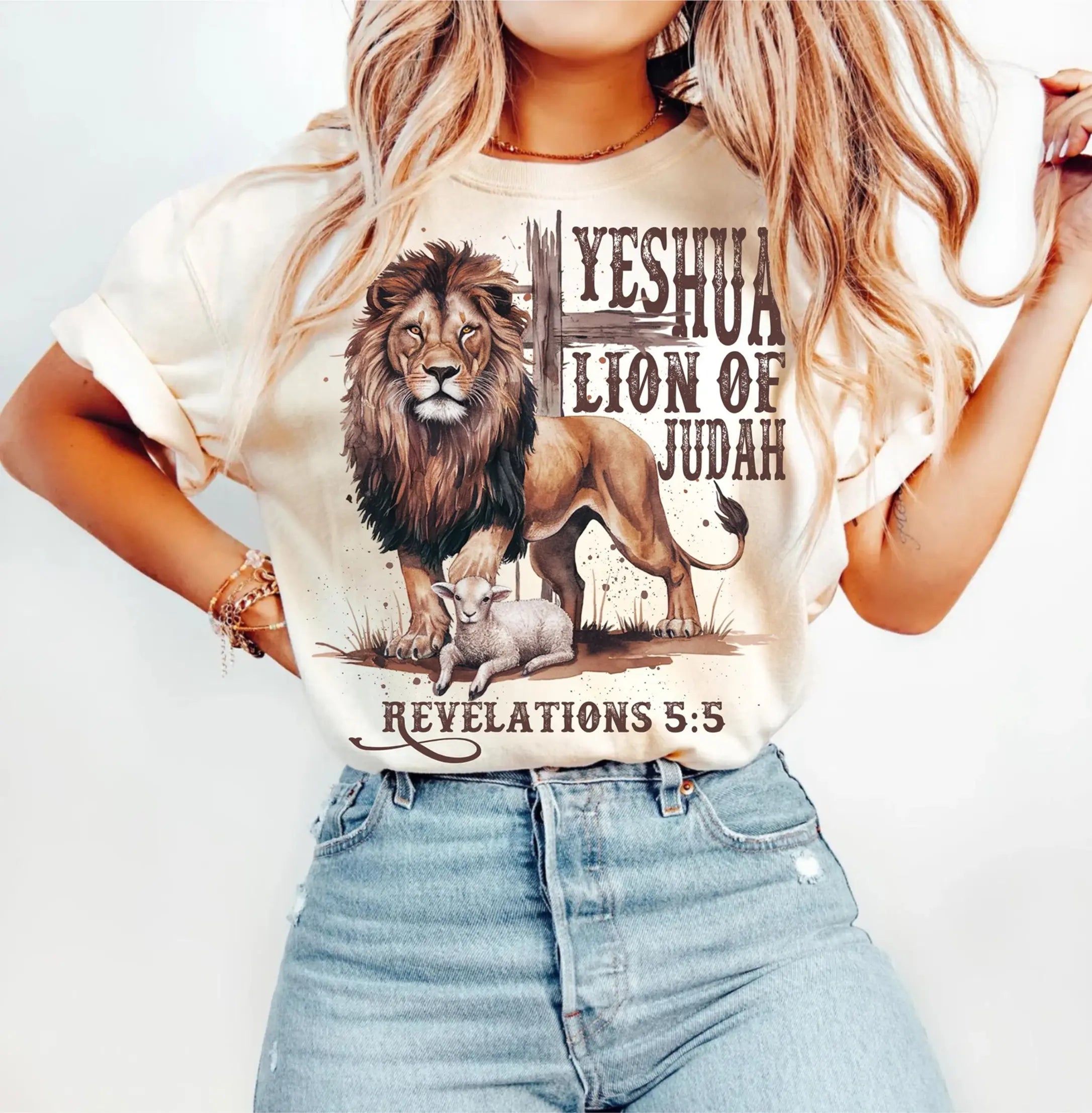 YESHUA Jesus Lion of Judah Retro Christian Designs, Bible Verse Jesus  Graphic Tee DuoCreationZ