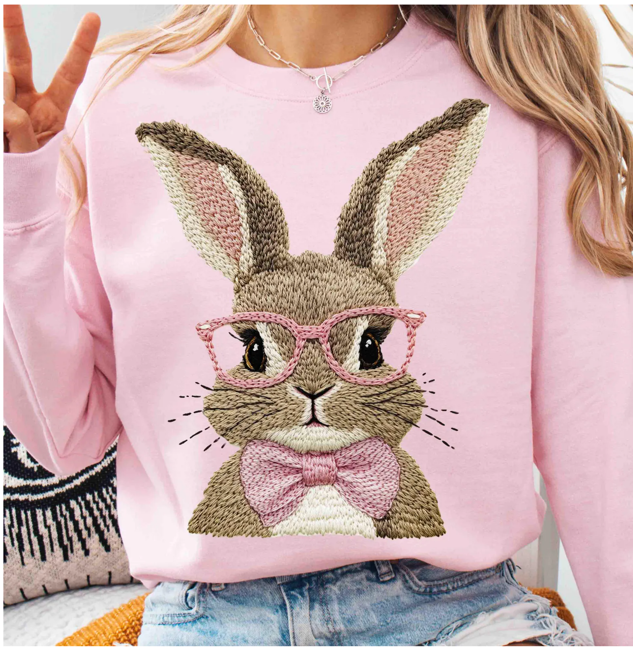 Retro Easter Bunny Vintage Happy Easter, Funny Easter Bunny Sunglasses sweatshirt