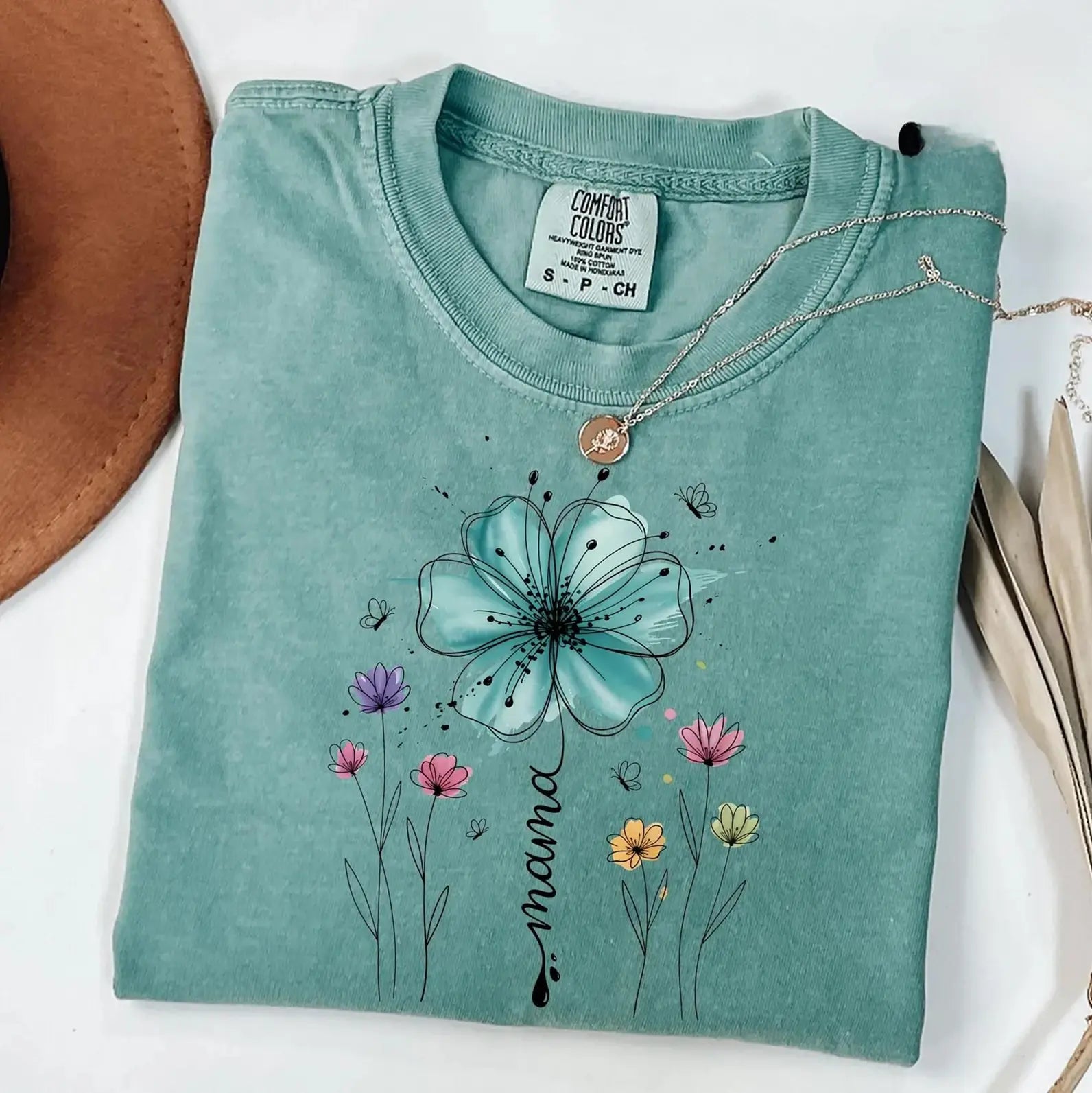 Boho Floral Mama T-Shirt, Mother's Day Gift, Spring Mama Shirt, Flowers Mama Shirt, Nature Lover Mom Gift DuoCreationZ