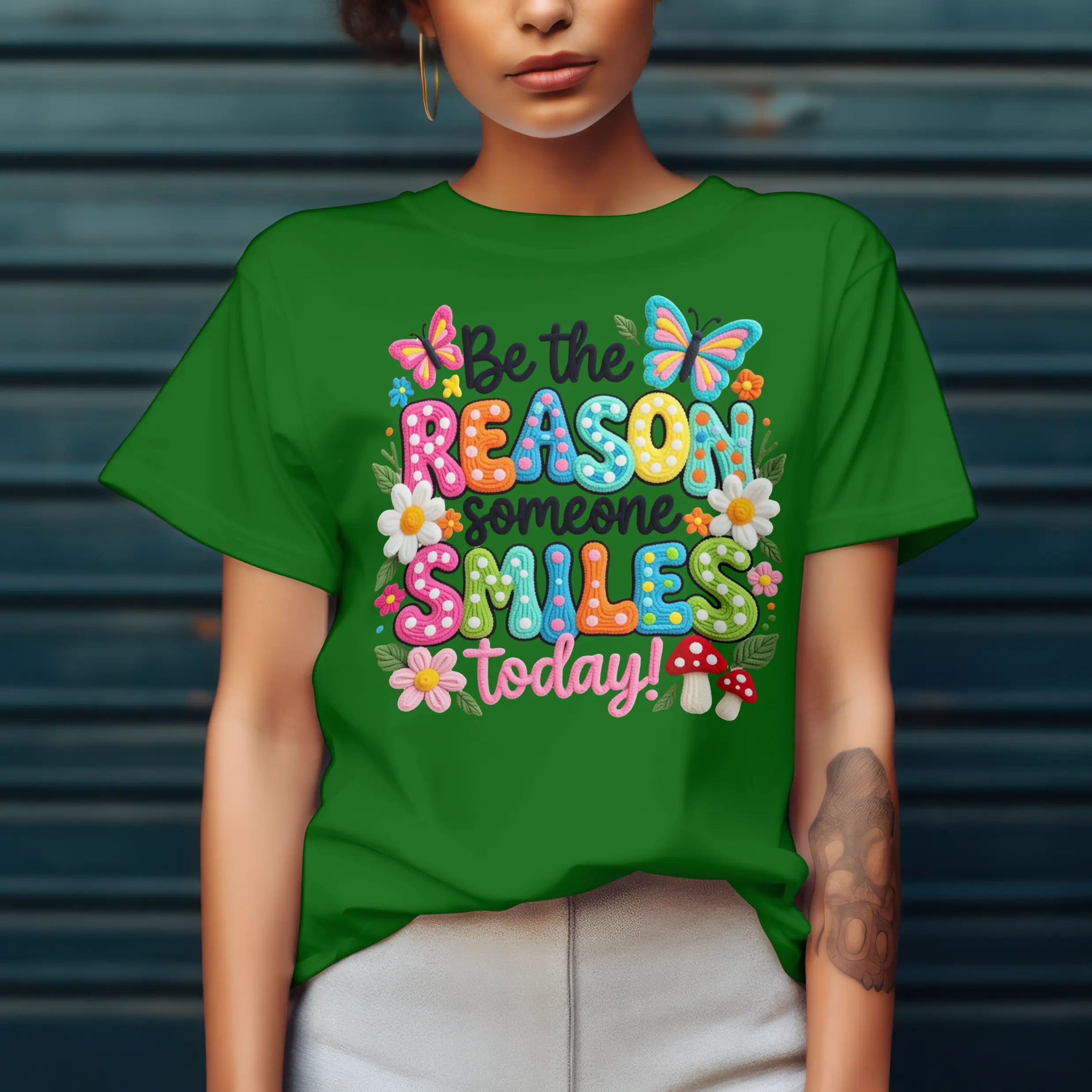 Be the reason someone smile today Graphic t shirt DuoCreationZ