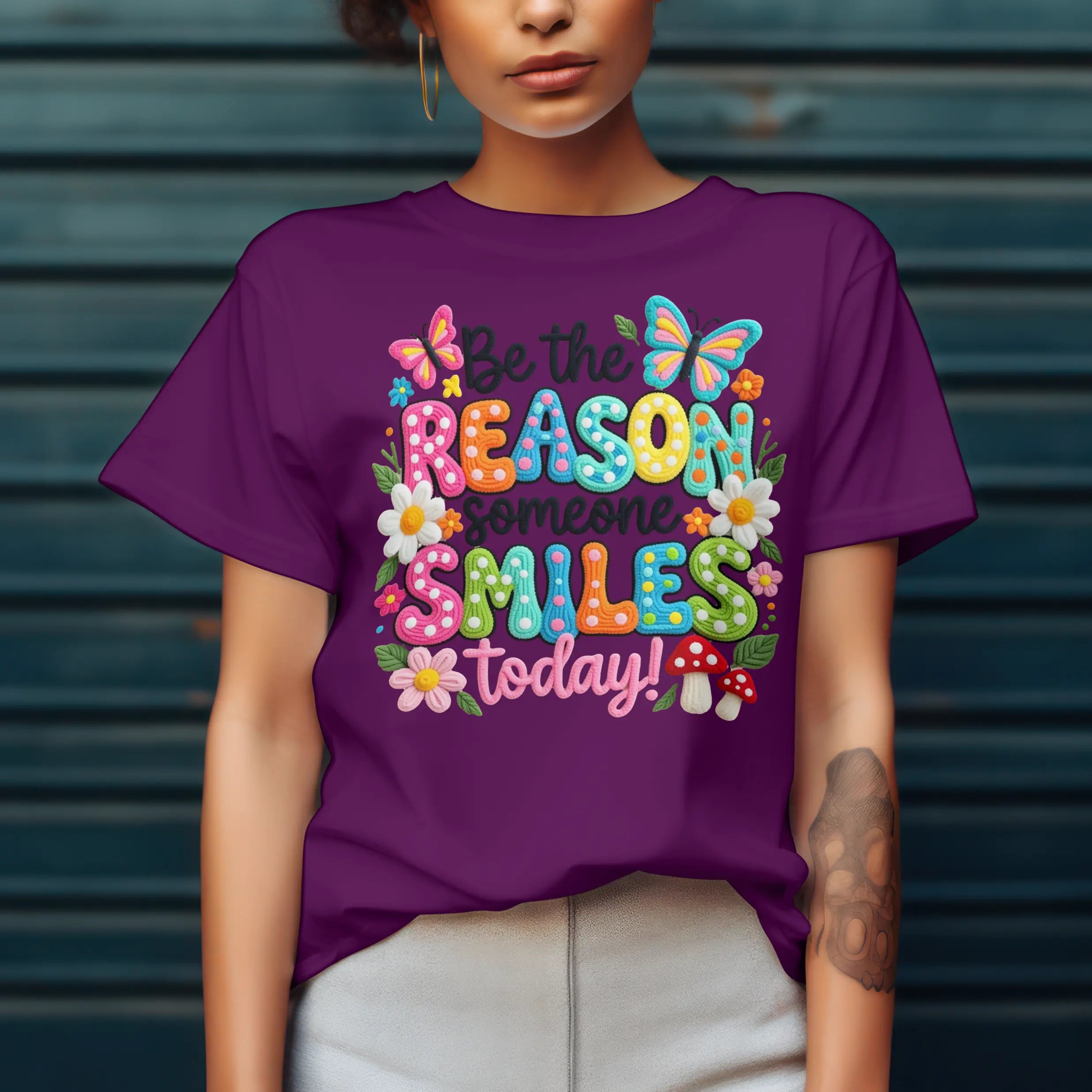 Be the reason someone smile today Graphic t shirt DuoCreationZ