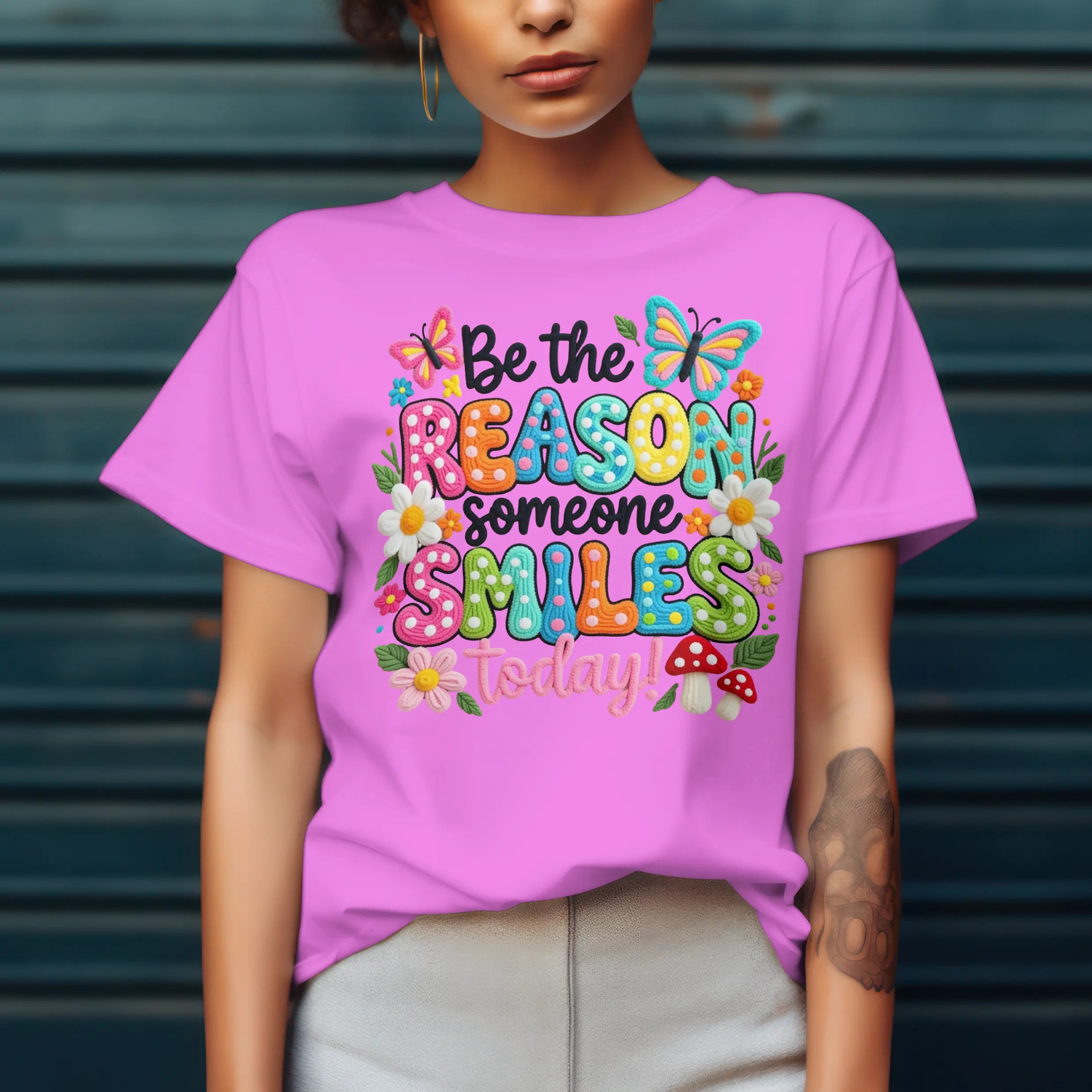 Be the reason someone smile today Graphic t shirt DuoCreationZ